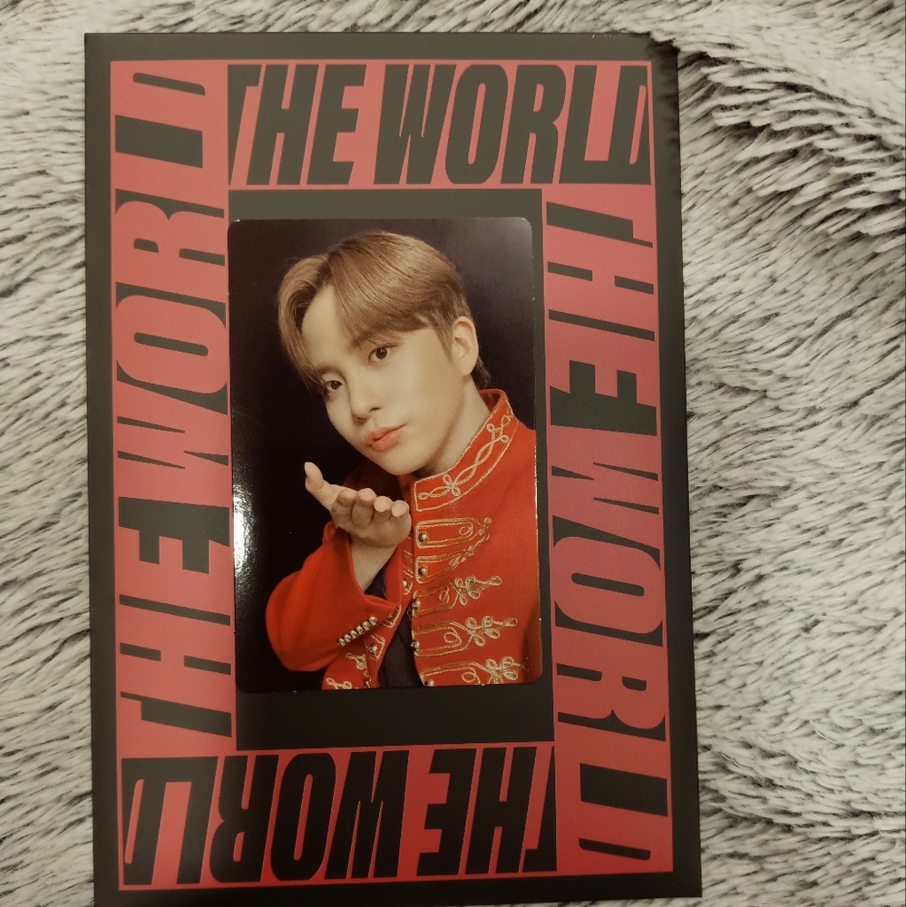Official Jongho Ateez Photocard